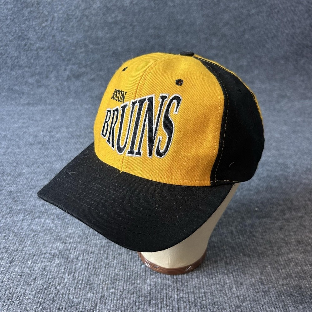 Vintage Boston Bruins Hat Cap Snap Back One Size Yellow NHL Hockey Nutmeg 90s
